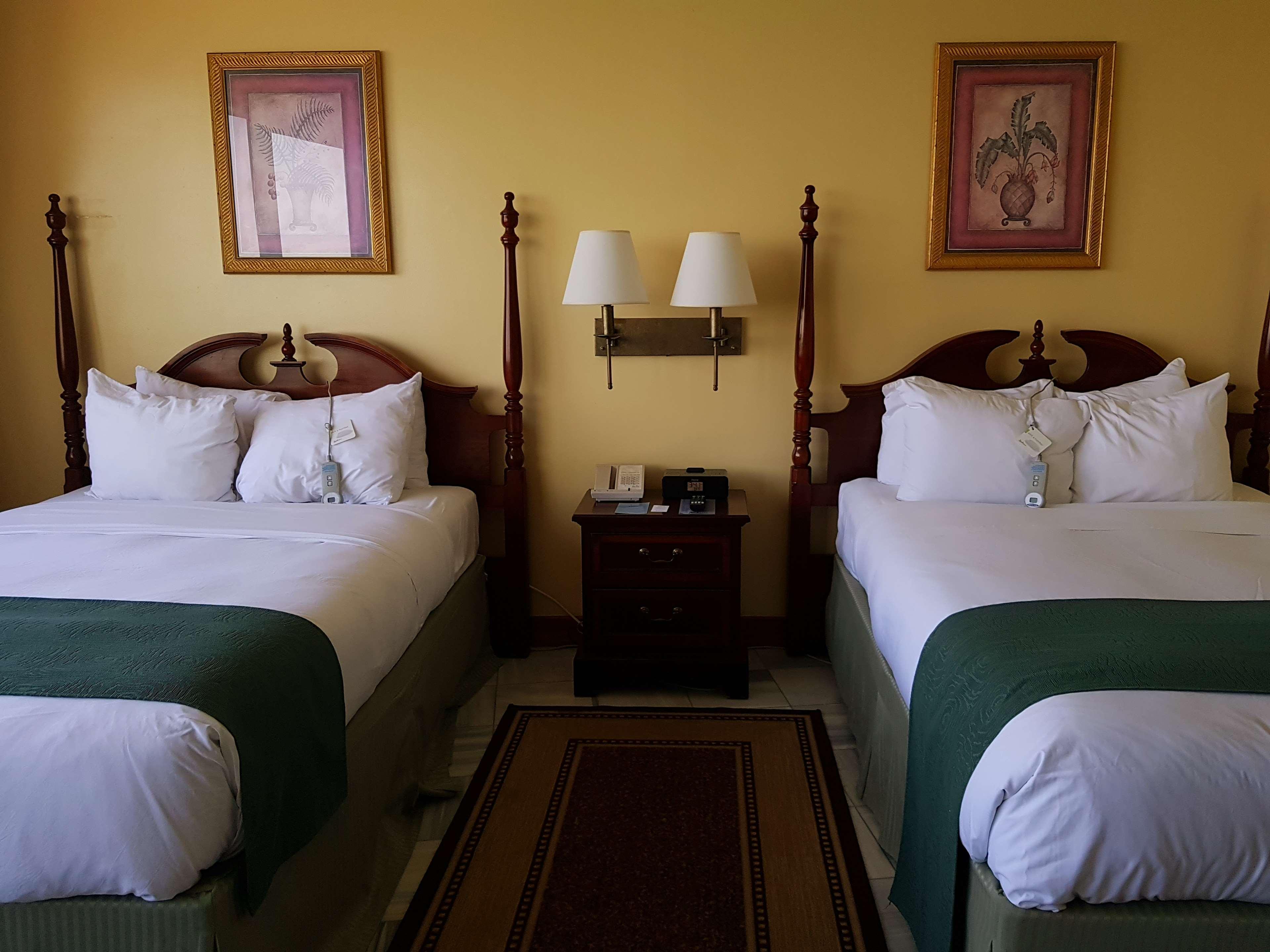 Radisson Fort George Hotel&Marina Belize City Exterior foto